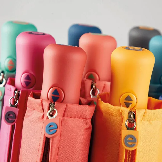 Ezpeleta Fully Folding Zipped Sleeve Umbrella